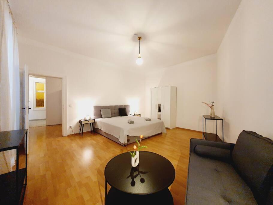Savoir Vivre Apartments Rueppgasse Виена Екстериор снимка